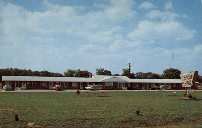 Capri Motel - Old Postcard (newer photo)